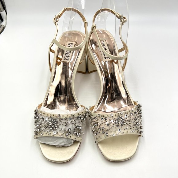 Badgley Mischka Size 8.5 Blaine Ivory Satin Jeweled Dress Sandals Heels Shoes - Picture 2 of 13